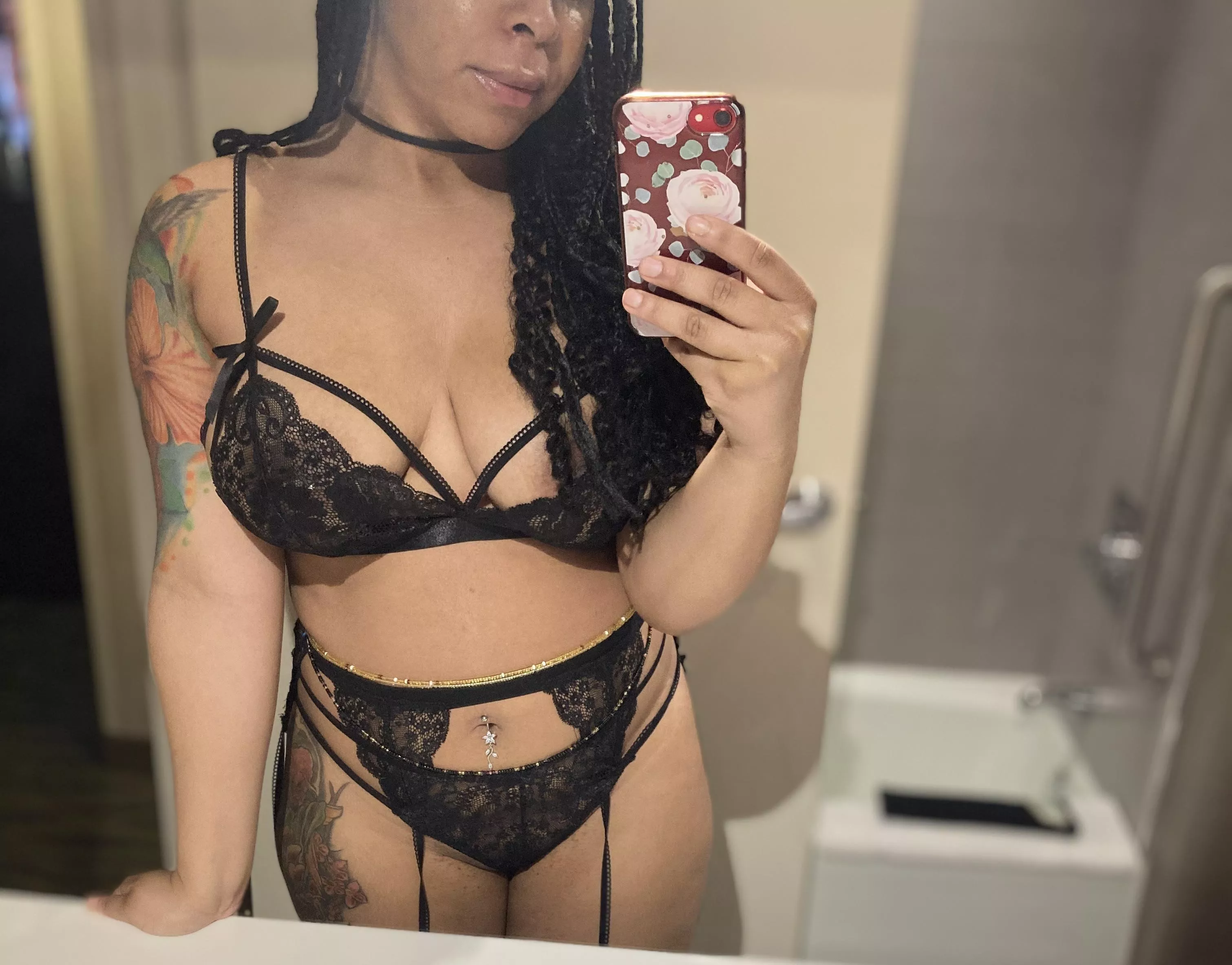 Late night hotel fun 😈