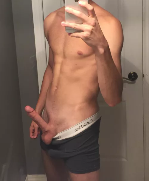 Lick me from the bottom to the tip 😩😩