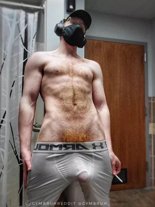 Lick my bulge 👅