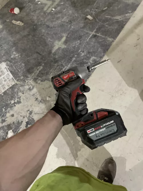 Look at the size of that battery!