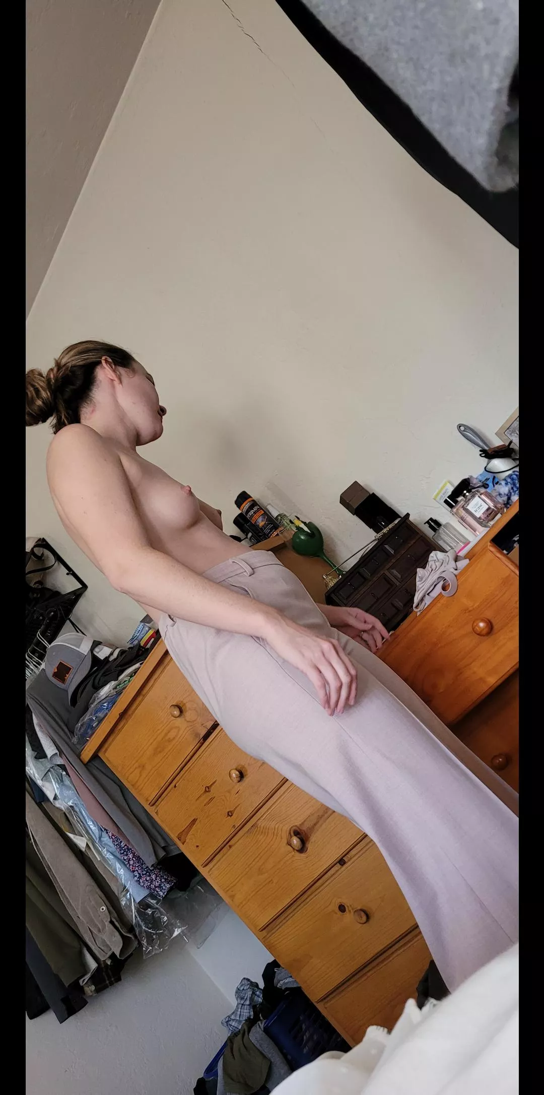 Looking to trade pictures and videos of my 26yo wife. Any takers??