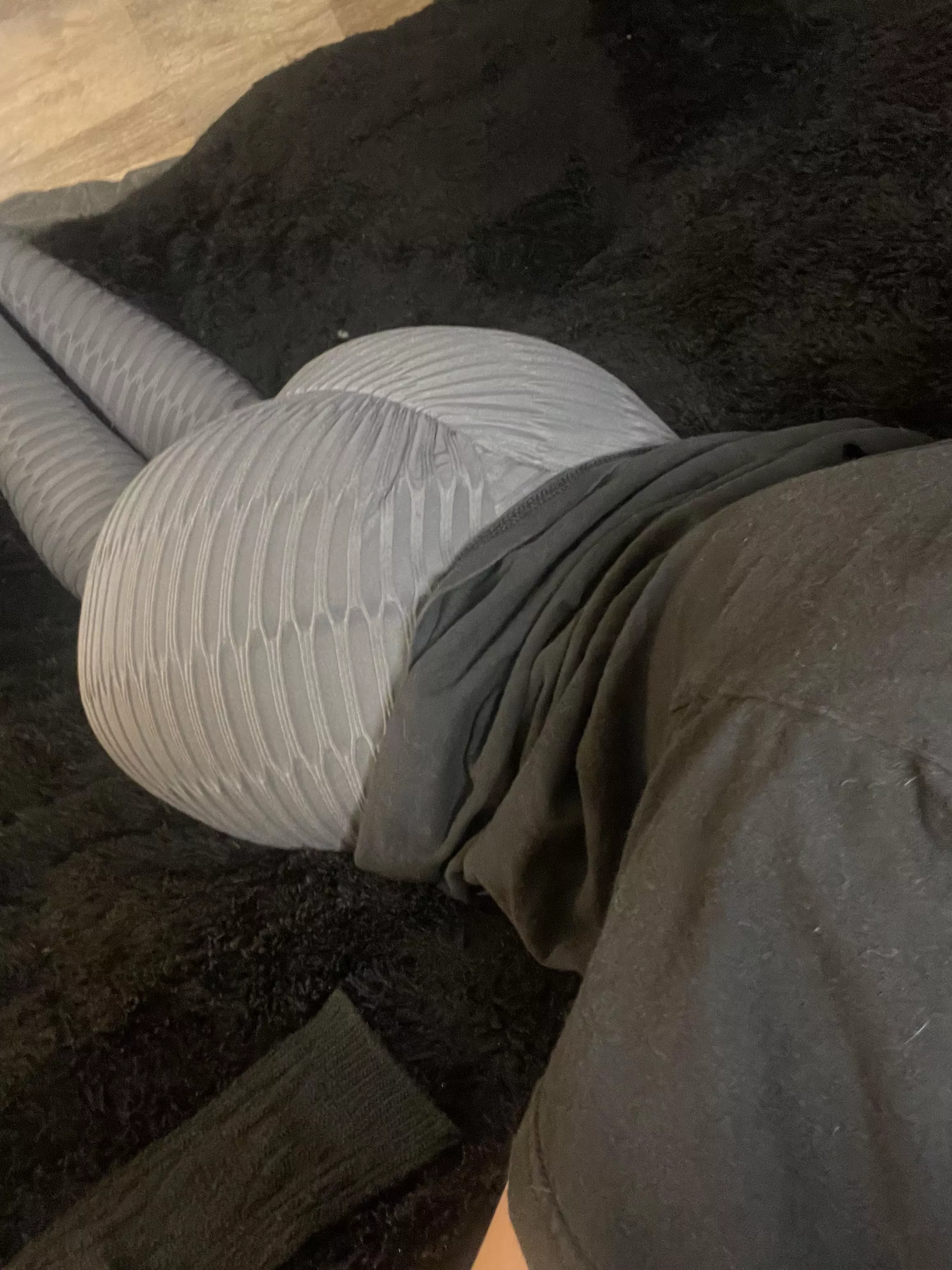 Love a good butt shot!