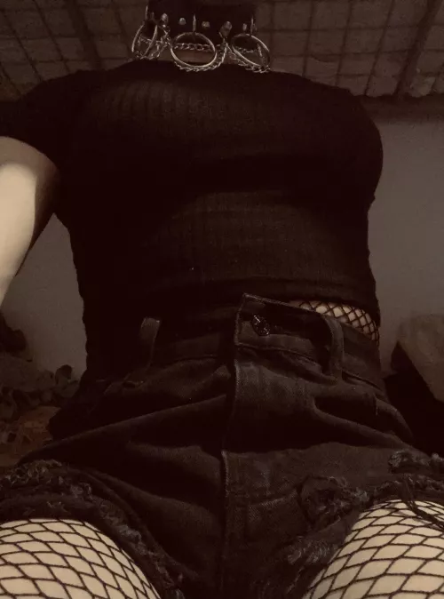 Love this short, one of the few that I have🖤