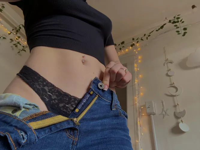 LUCKY YOU 🍀👀 these were hard to get on over my butt… come watch!