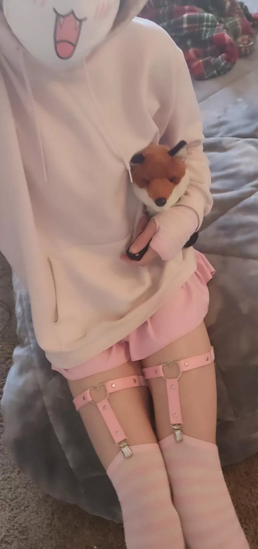 Me n da fox be vibing! Do you wanna join us? 🥺