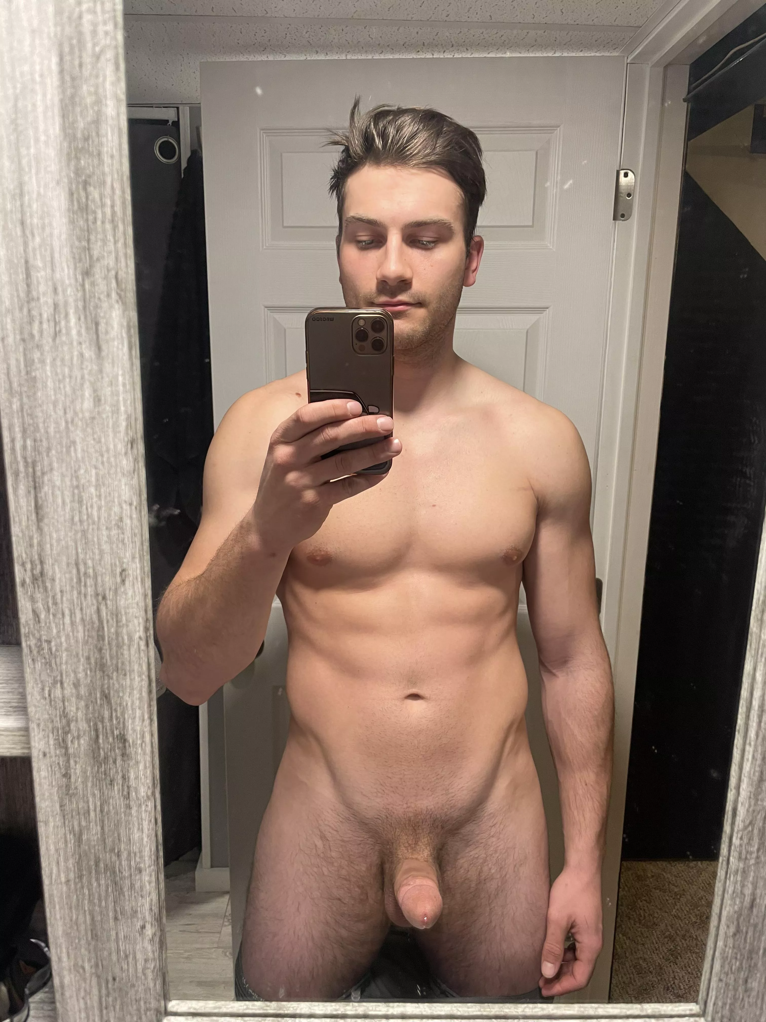 Mondays are hard 😜