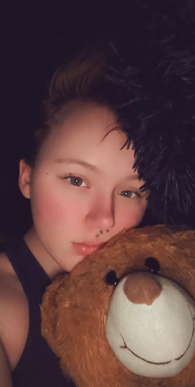 Mr.Teddy and I can't sleep... insomnia sucks sometimes 😪