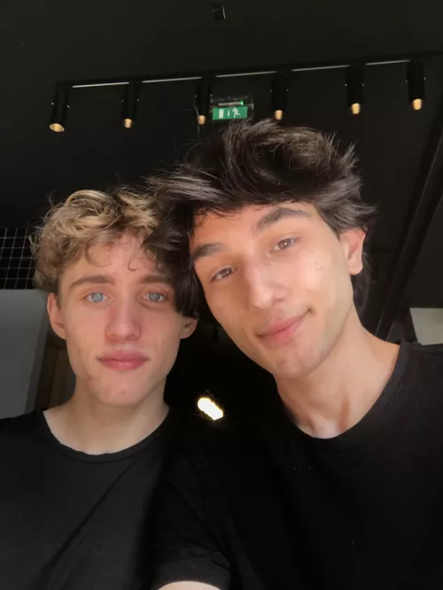 My fiance and I 💅