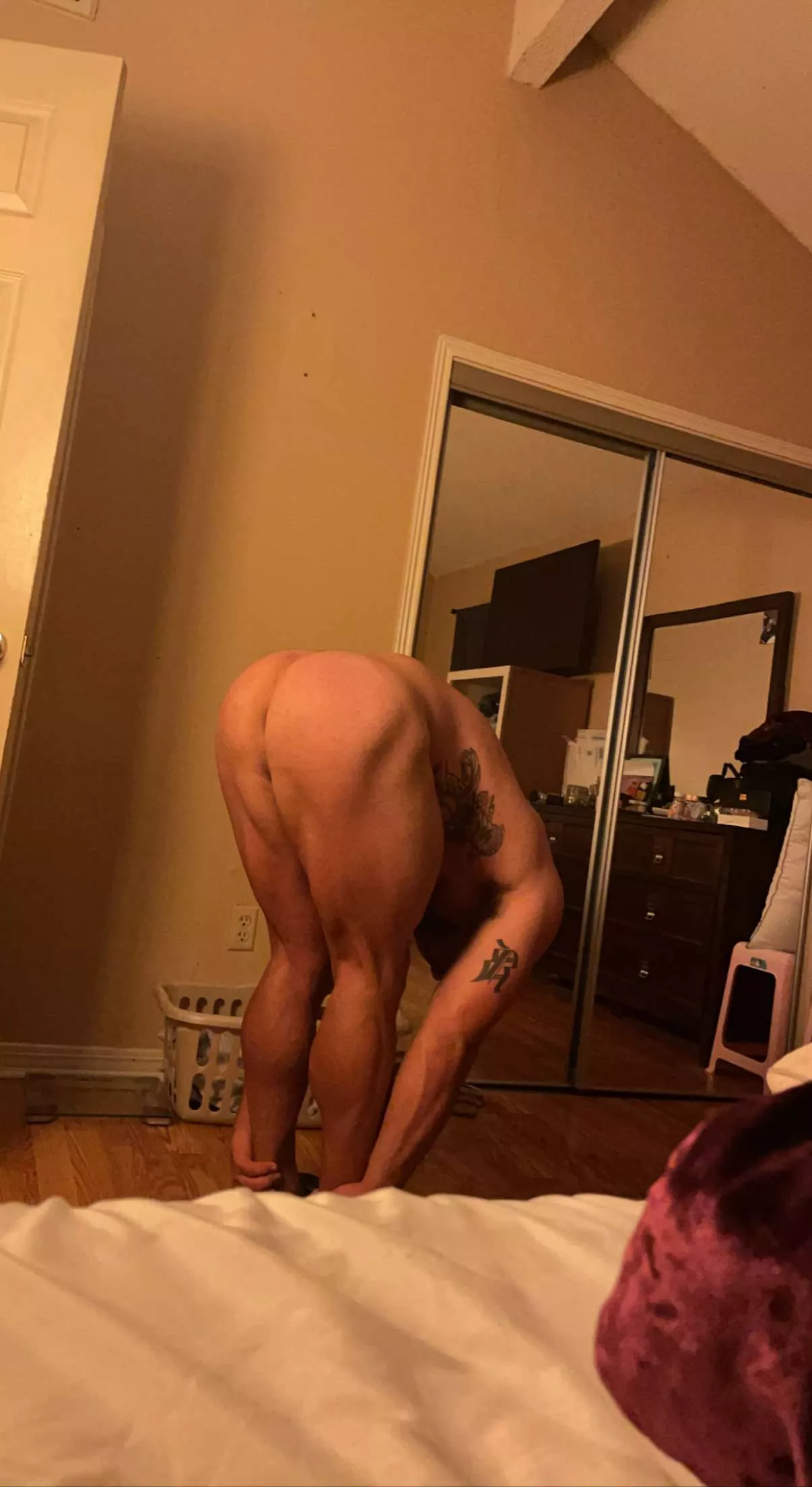 My morning stretches got captured on camera 😳