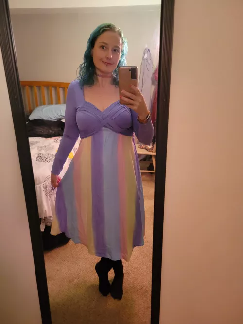 My new dress makes me feel like Easter Peeps 😊