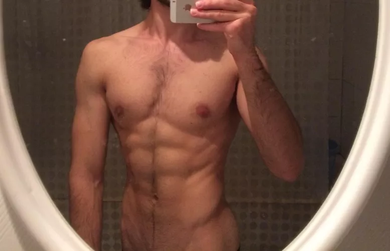 My onlyfans is free now! If you want to see me more, cum to my onlyfans 👅🍆