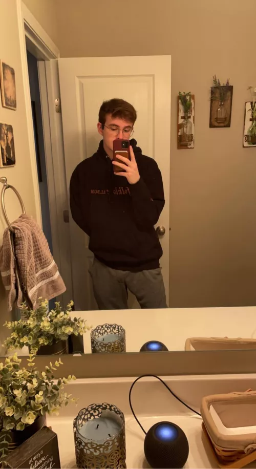 New here, 21 y/o ☺️