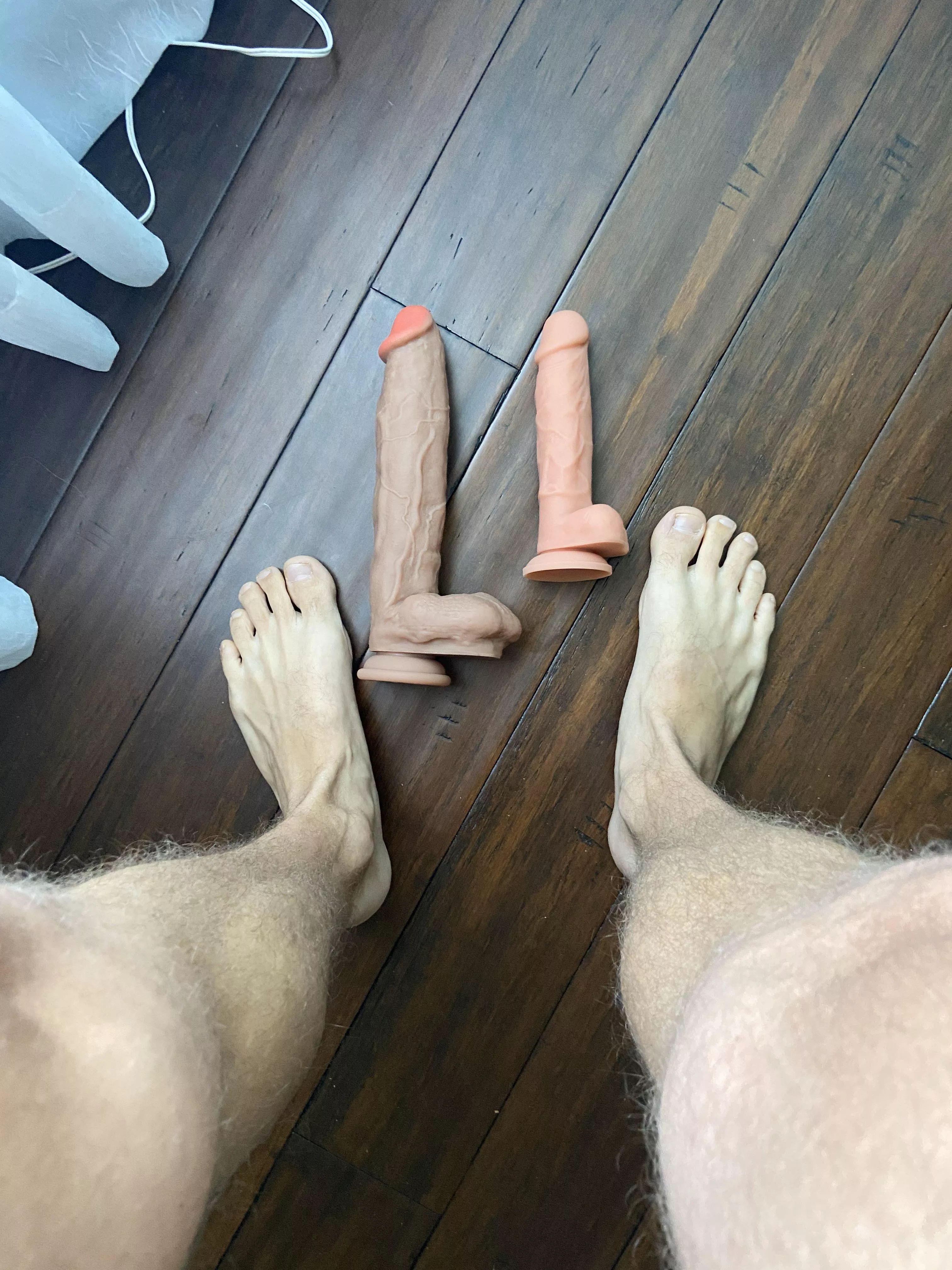 New toy,s same feet