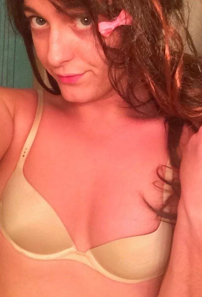 No makeup… would you still fuck me?