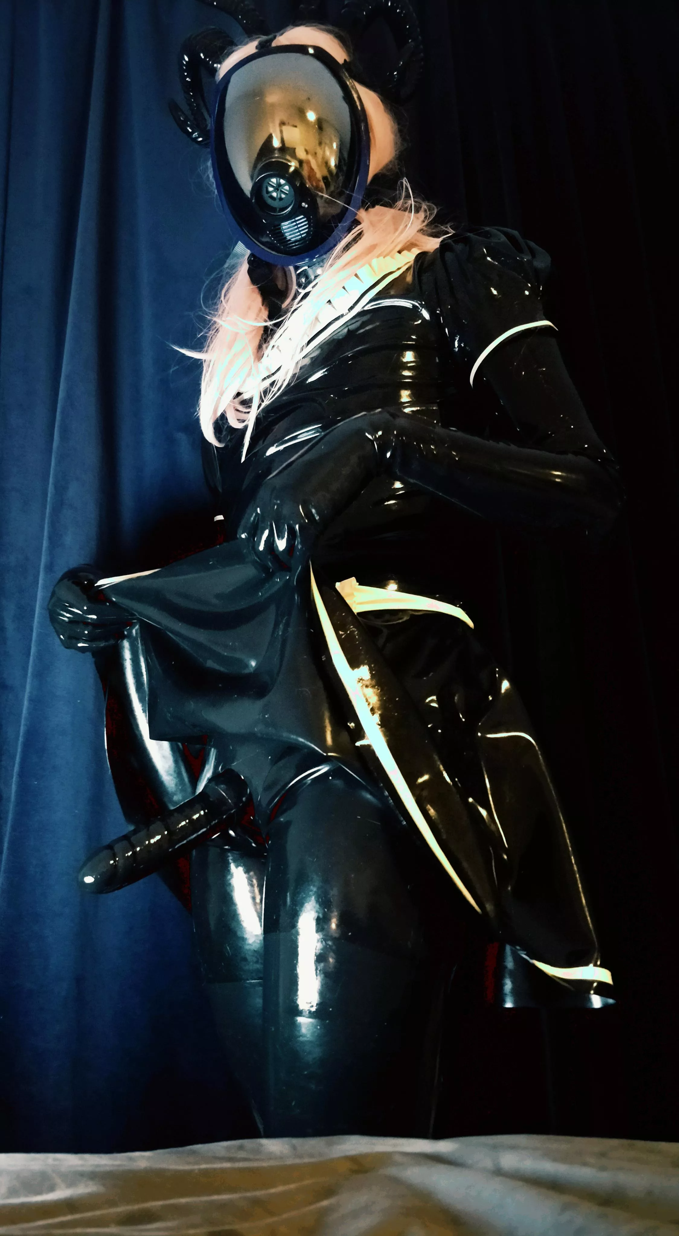 [OC] Worship my latex strapon 💜