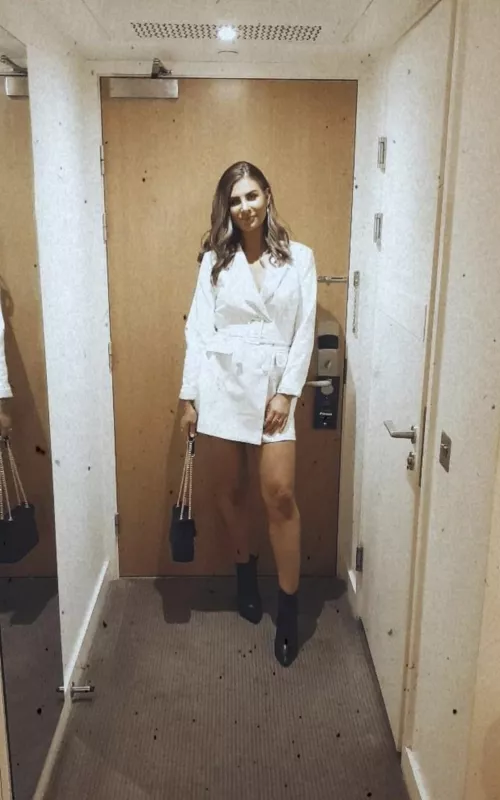 Oh yeah, this is definitely the sub for me ✌️