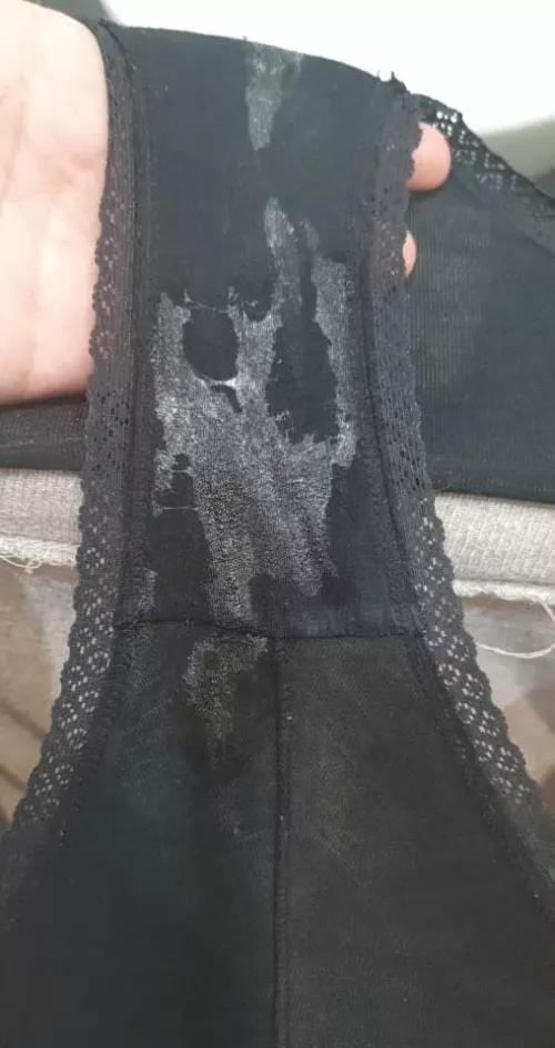OMG...When you forget that you have had an orgasm so intense that later you go to pee and you find your panties like this...😱💦💦💦