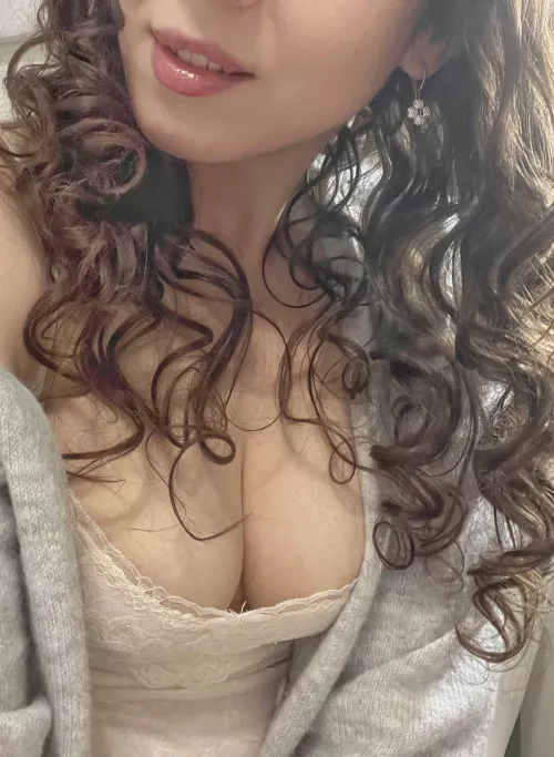 Period boobs cleavage:)