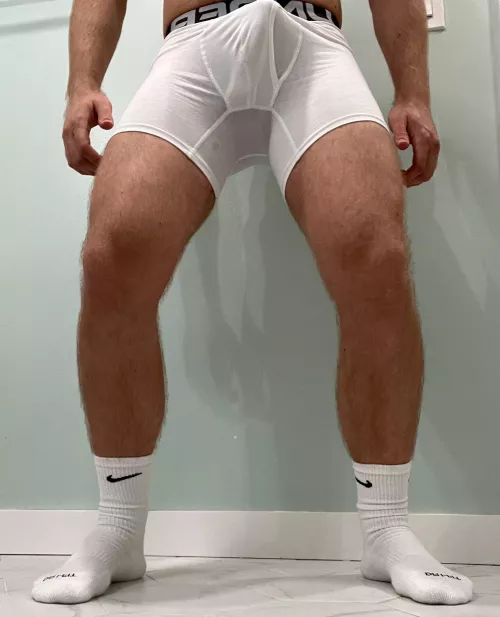 Pitching tent post gym 💪🏼🍆