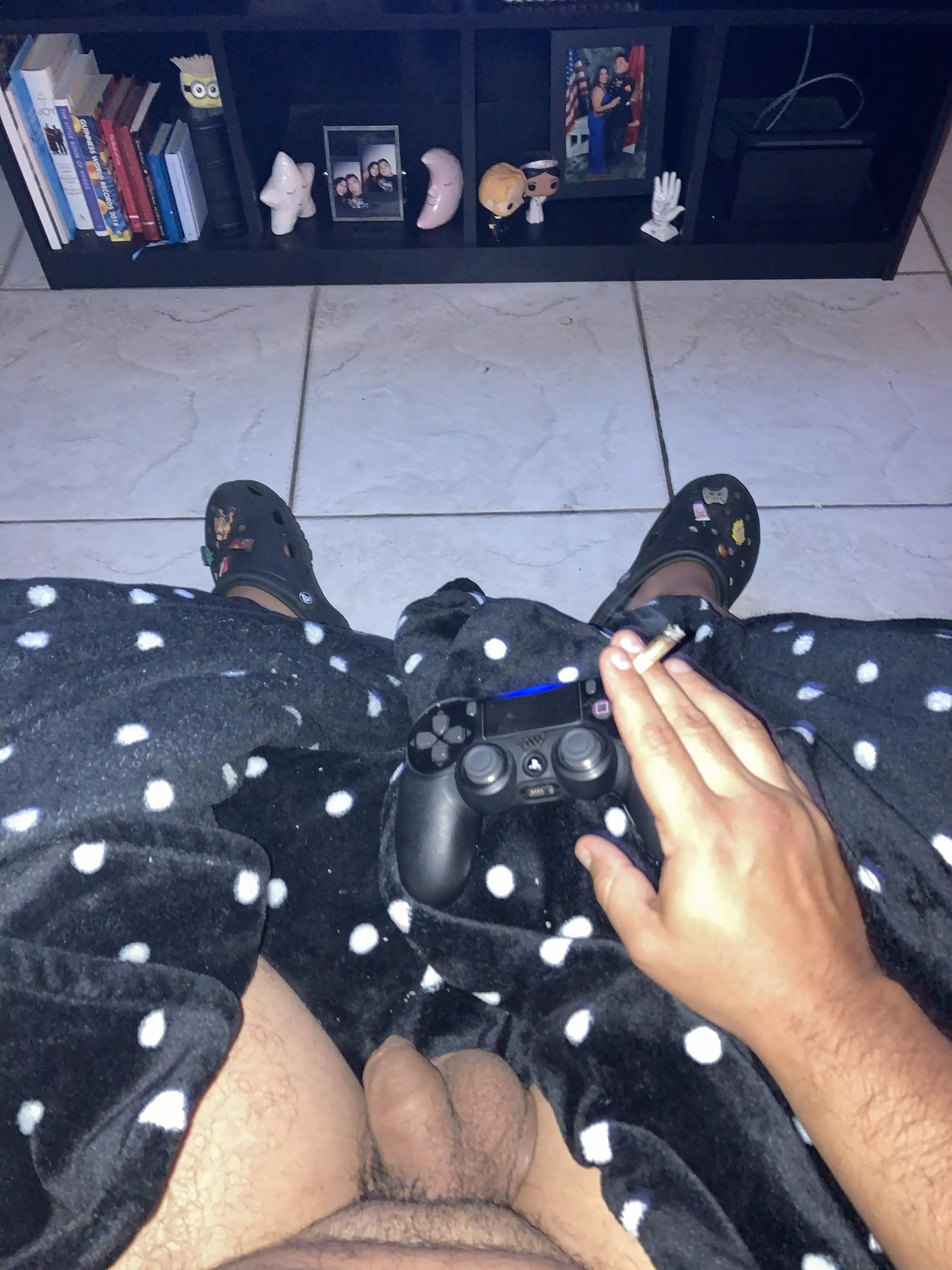 Playing n some late night toking with this softie