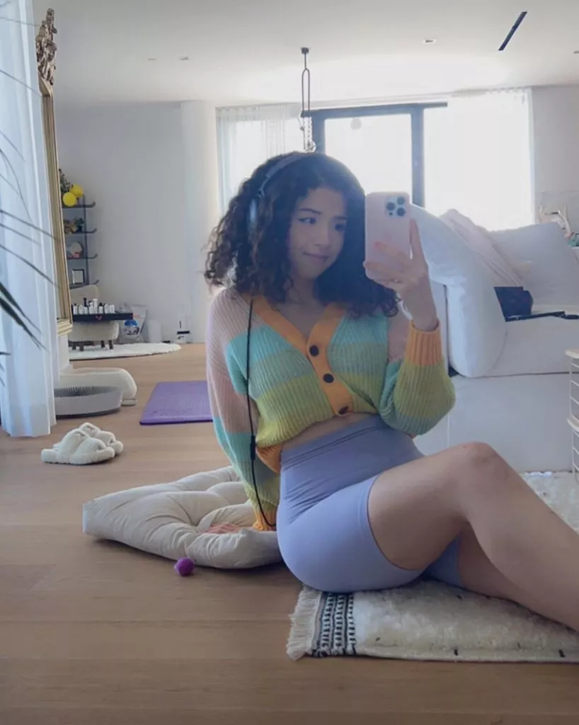 Pokimane can smother me with her thighs any time