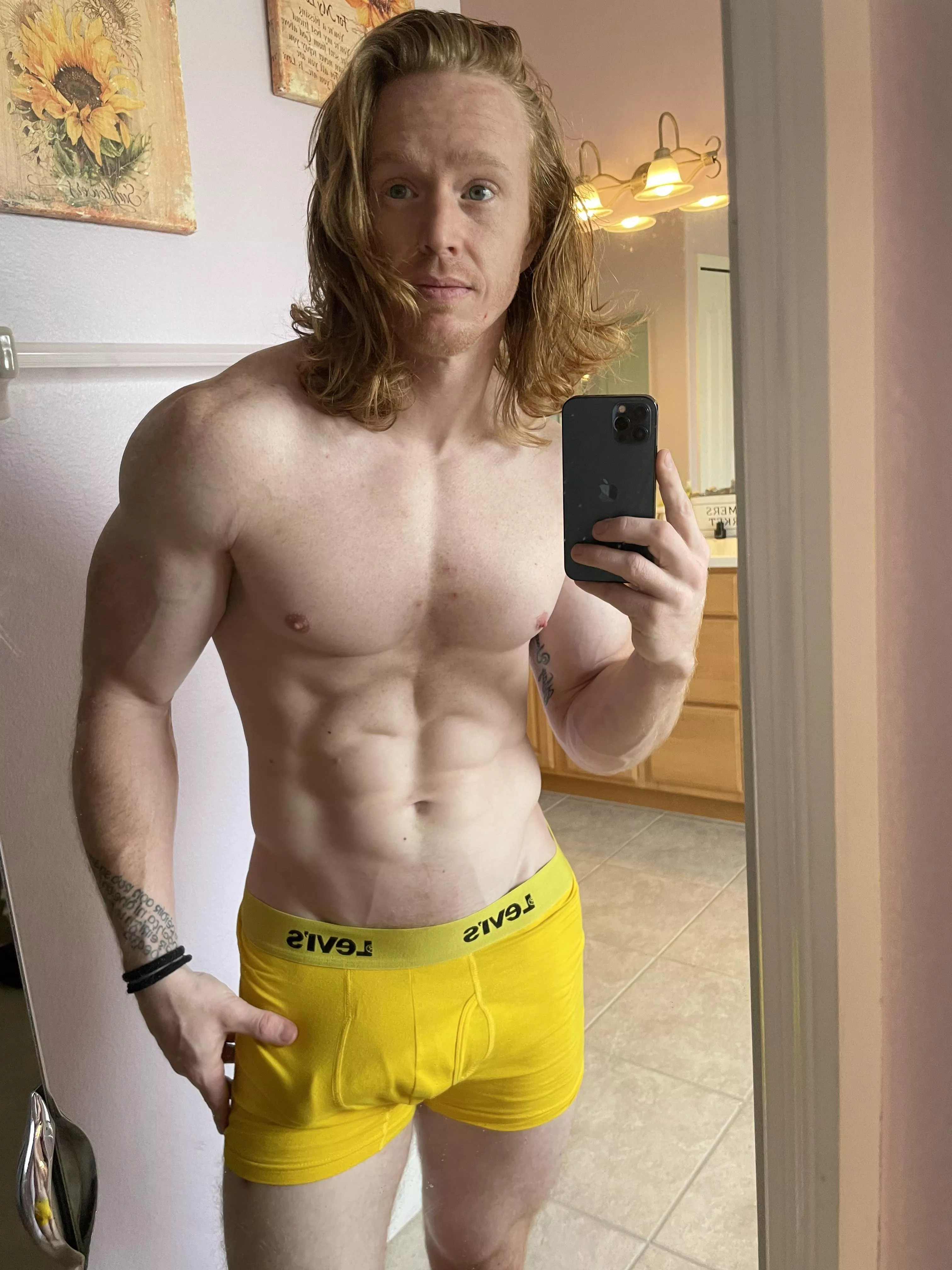 Popped Up To Say Hello 😏