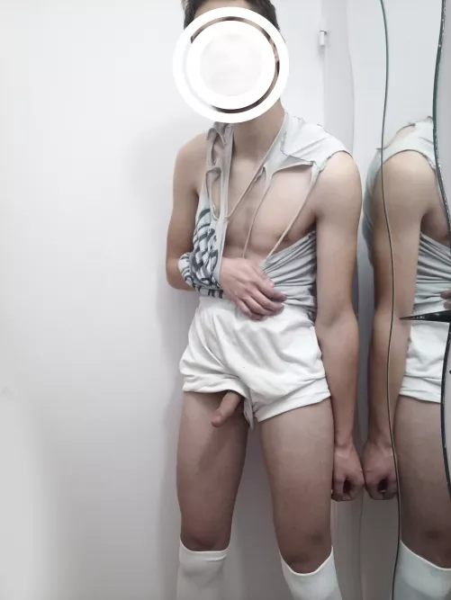 Pretending doing sport to