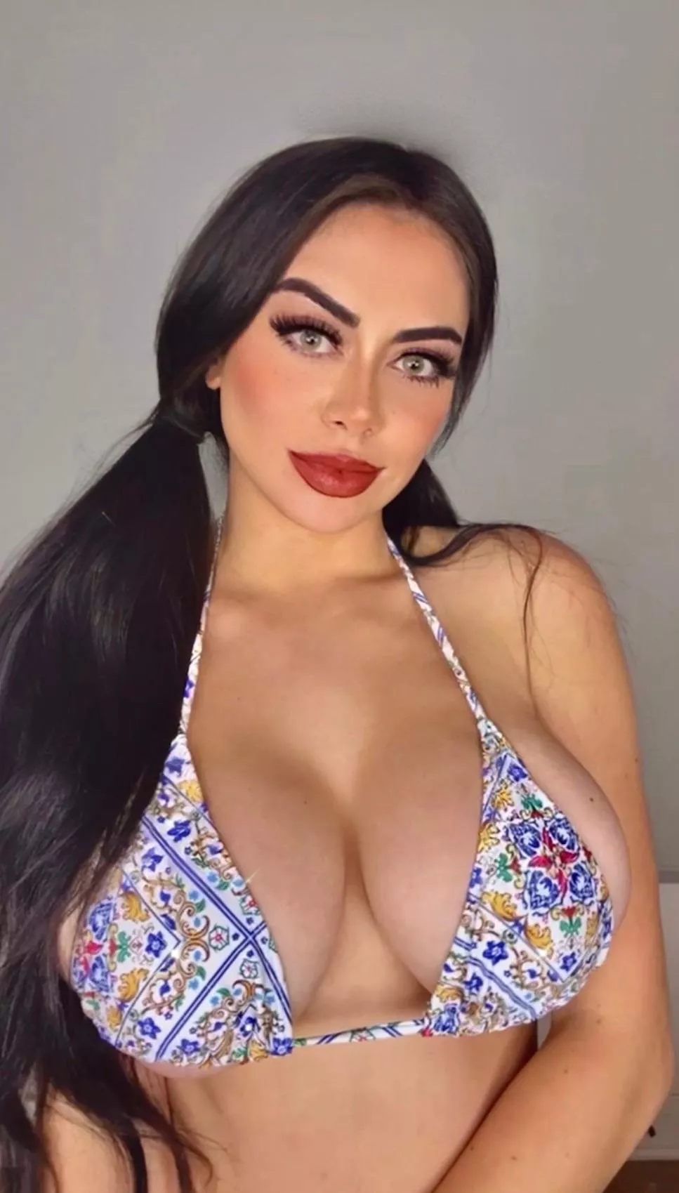 Pull me by my pigtails