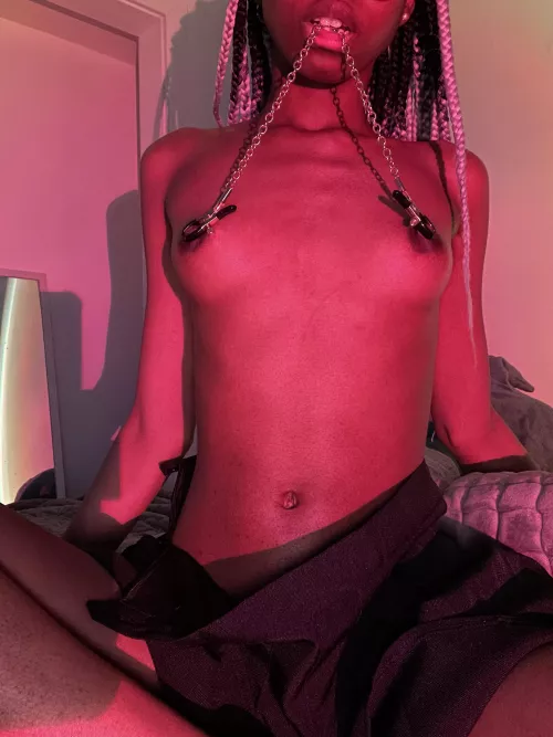 Pull the chain while you fuck me