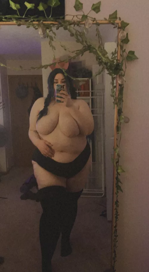 Rainy Sundays… I don’t want to get dressed 🥺