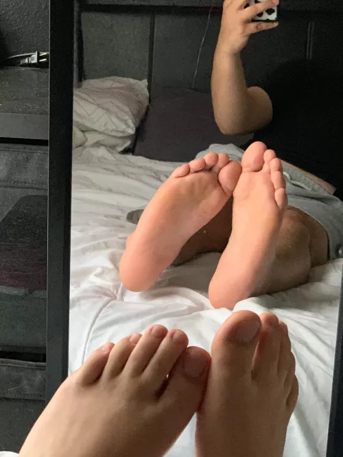 rate my feet???