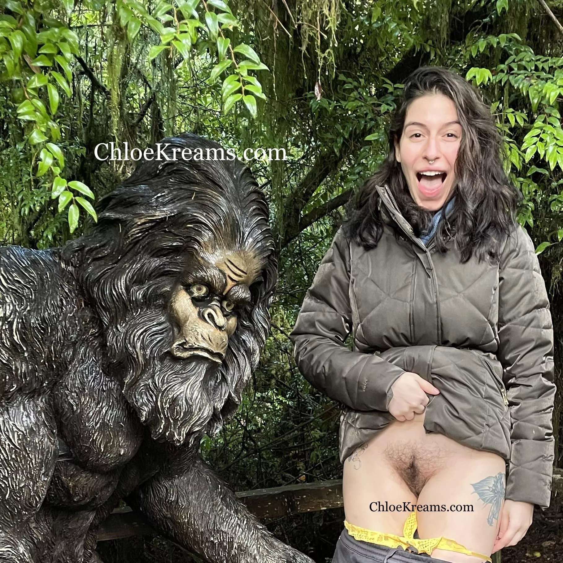 Sasquatch + Snatchsquatch 👣 I Flashed My Bush at the Trees of Mystery in Northern Cali