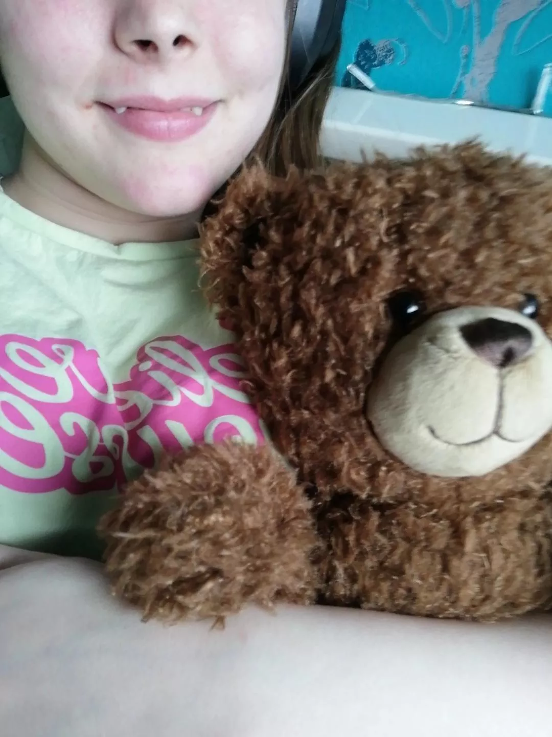 Say hello to me and Bella! Any other little saw the new fantastic beasts movie?