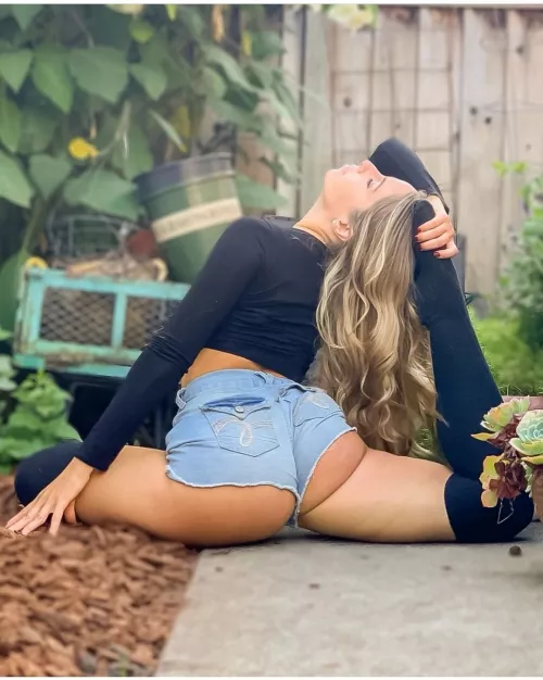 Seeing how much I can stretch Daisy Dukes