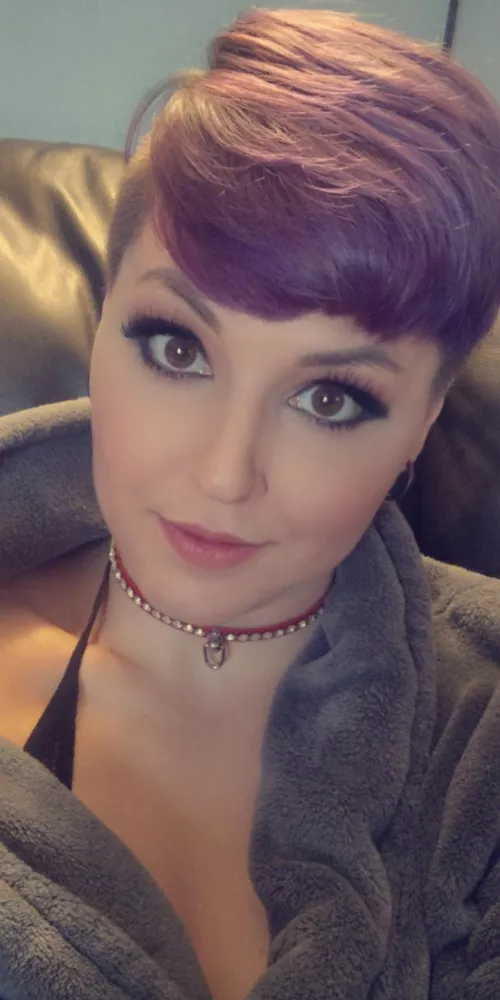 😘 sexy outfits under robes are 🥵🥵🥵