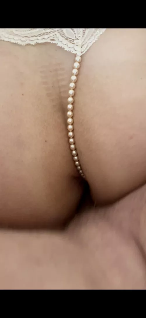 Sexy pearl thong
