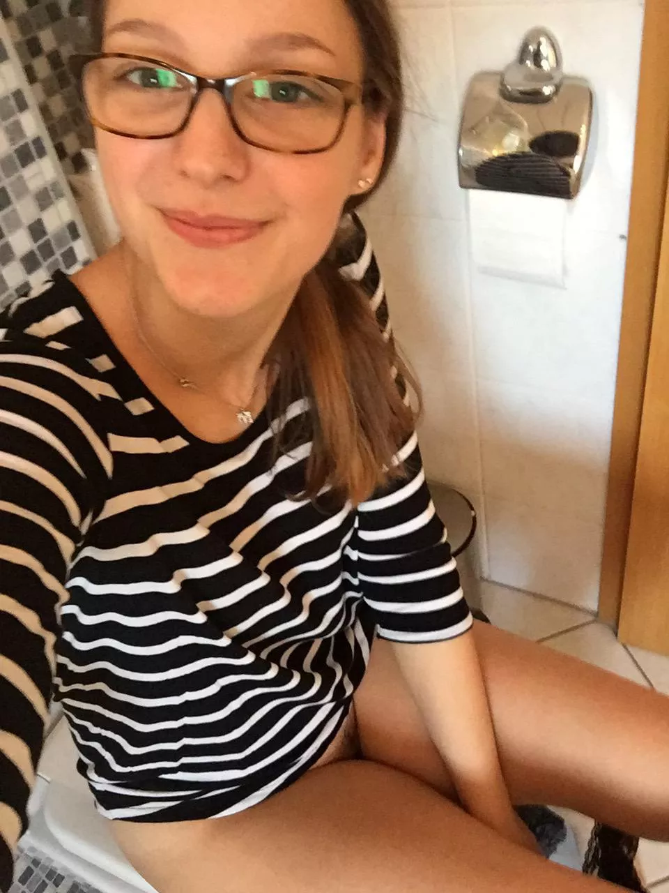 She is so cute 🤤 She is so cute 🤤