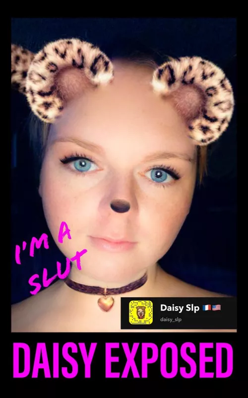 Show us your face, let everyone know you're a slut. #daisy_slp #sissyexposed #sissy