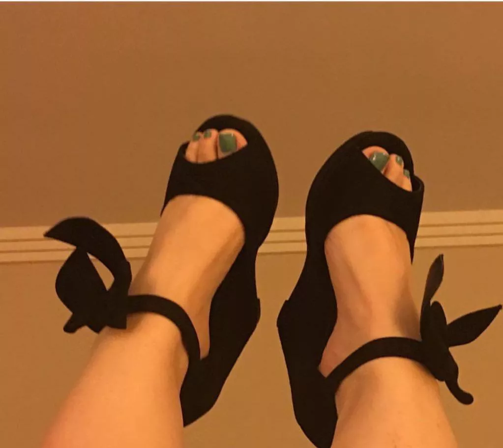 Sky High Heels & Feet Size 8 Sky High Heels & Feet Size 8