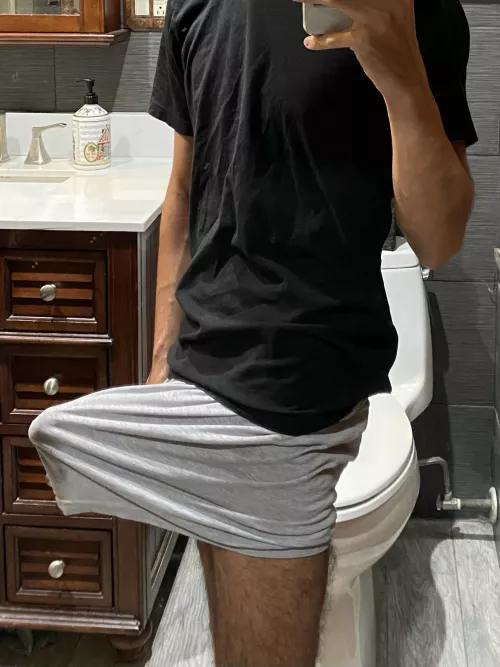 Sleepovers are interesting… my morning wood embarrasses me 😅