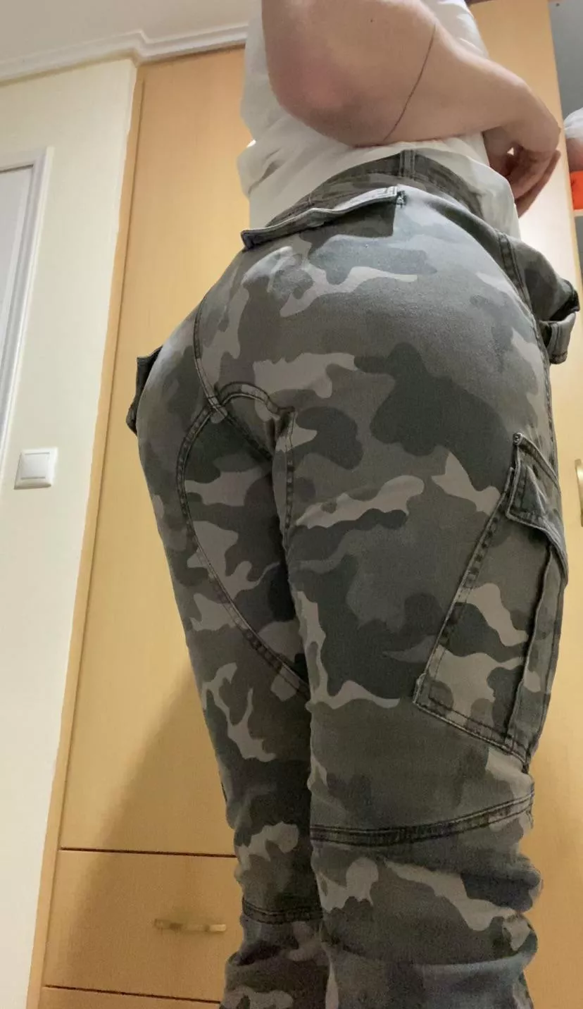 Some of my straight friends keep grabbing my butt and telling me that it’s huge.. do you think they want a taste?