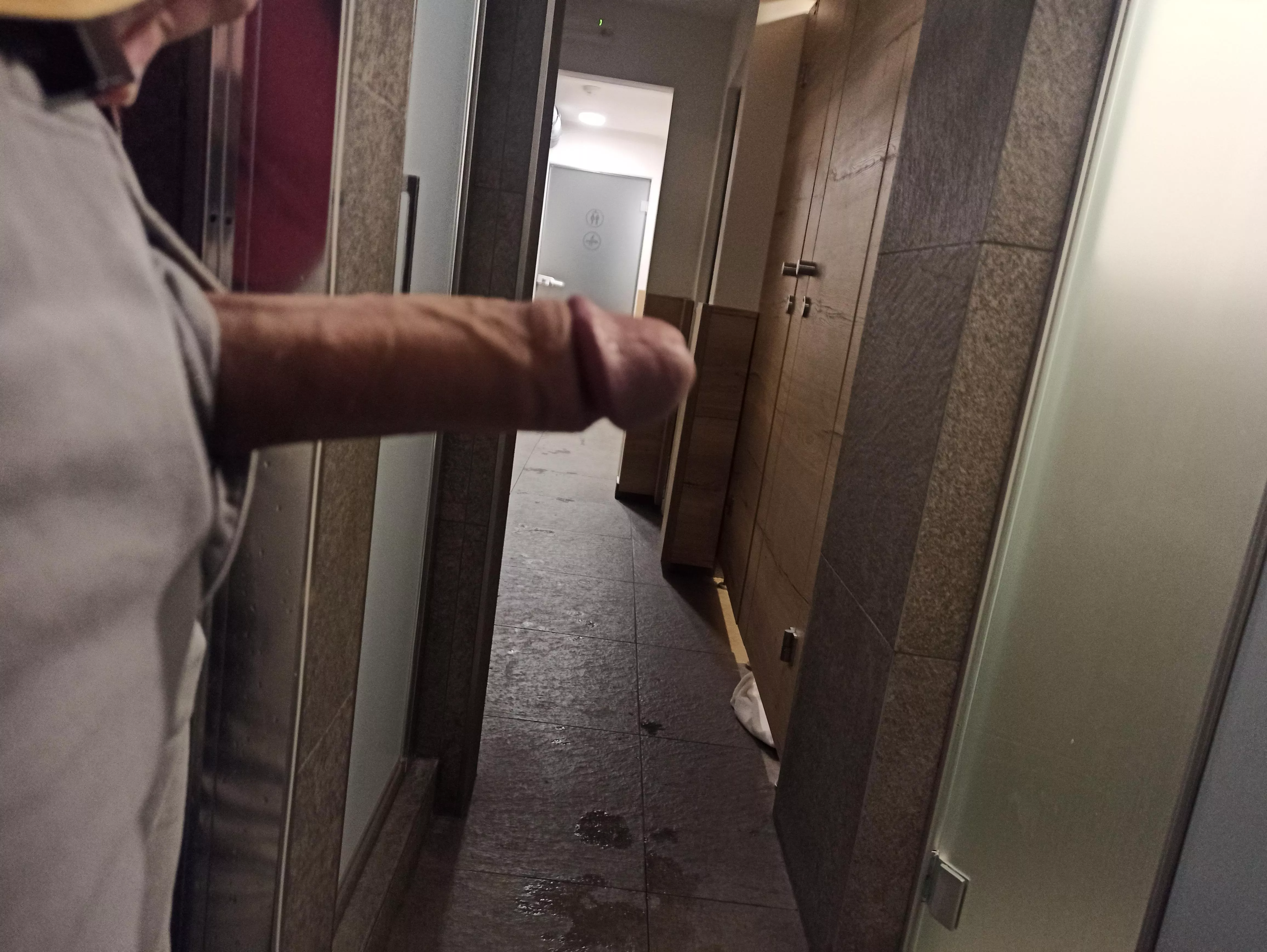 Somebody was changing there in the first stall...😅