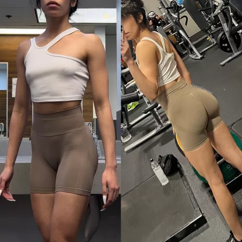 someone at the gym thought I wasn’t wearing pants 😂🙊