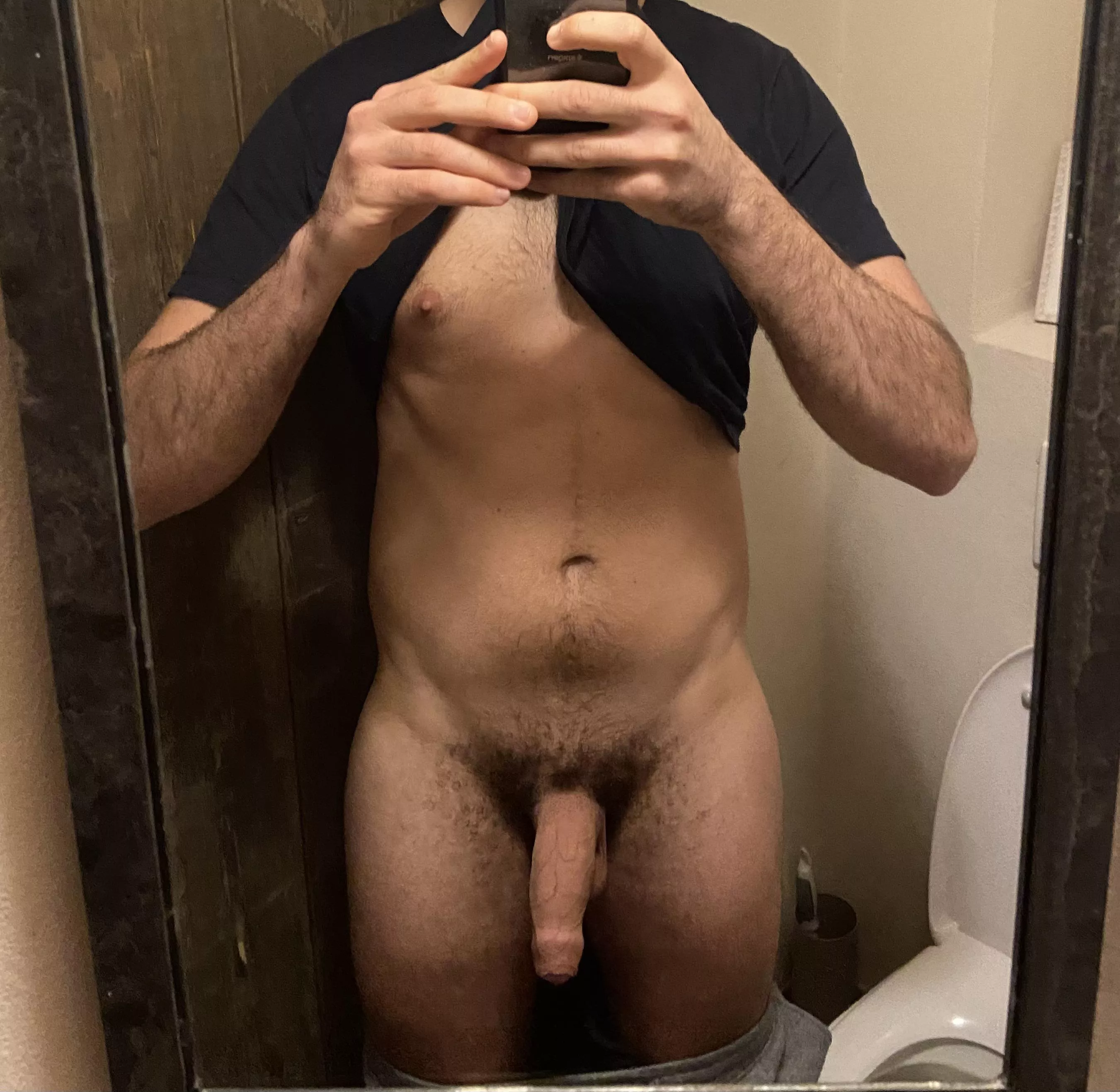 Someone deepthroat me please😫