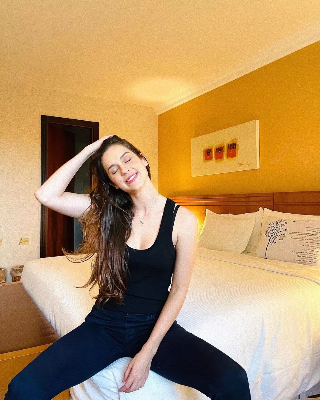 Sophia Abrahao Sophia Abrahao