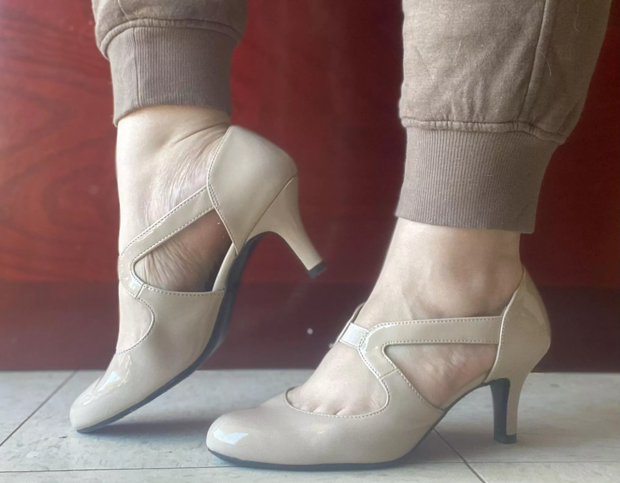 Spending my Monday in heels Spending my Monday in heels