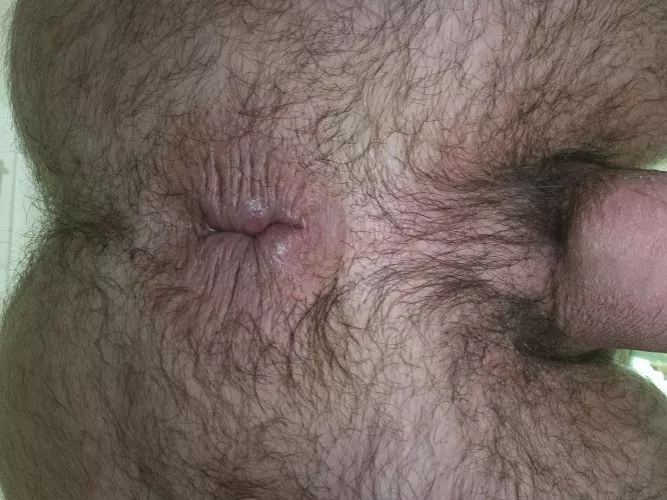 spreading my hole before my shower