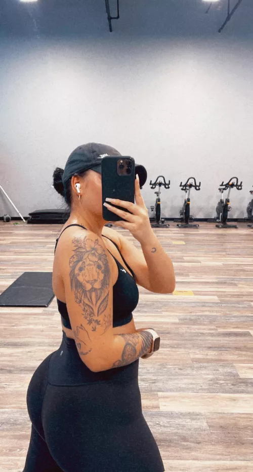 Sweaty stair master session. 🥵 💦