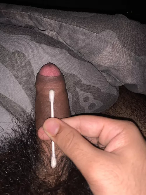 Taking tasks/dares from men with bigger cocks than me. Dm here or kik Dillz78