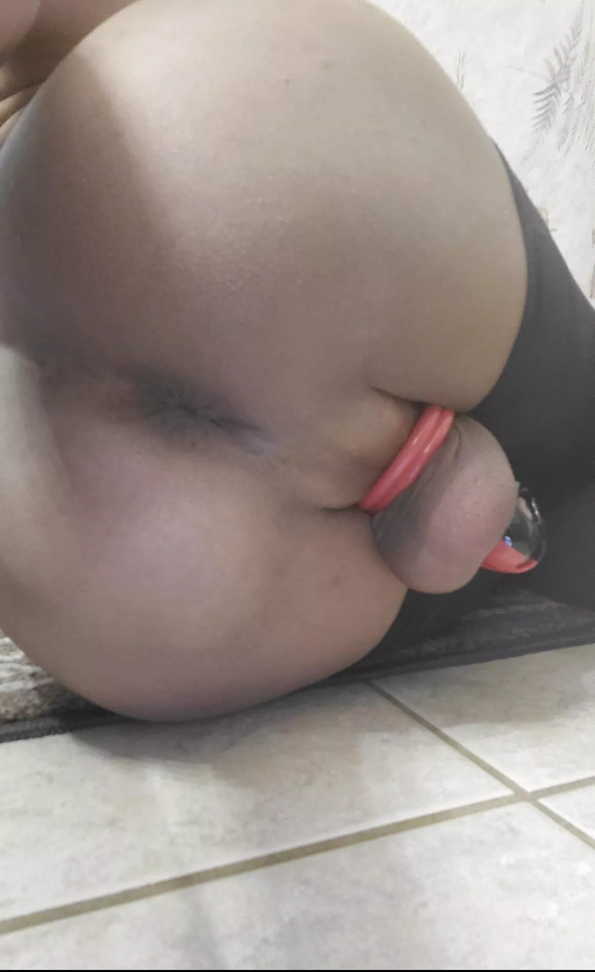 Tease my clitty as you breed me